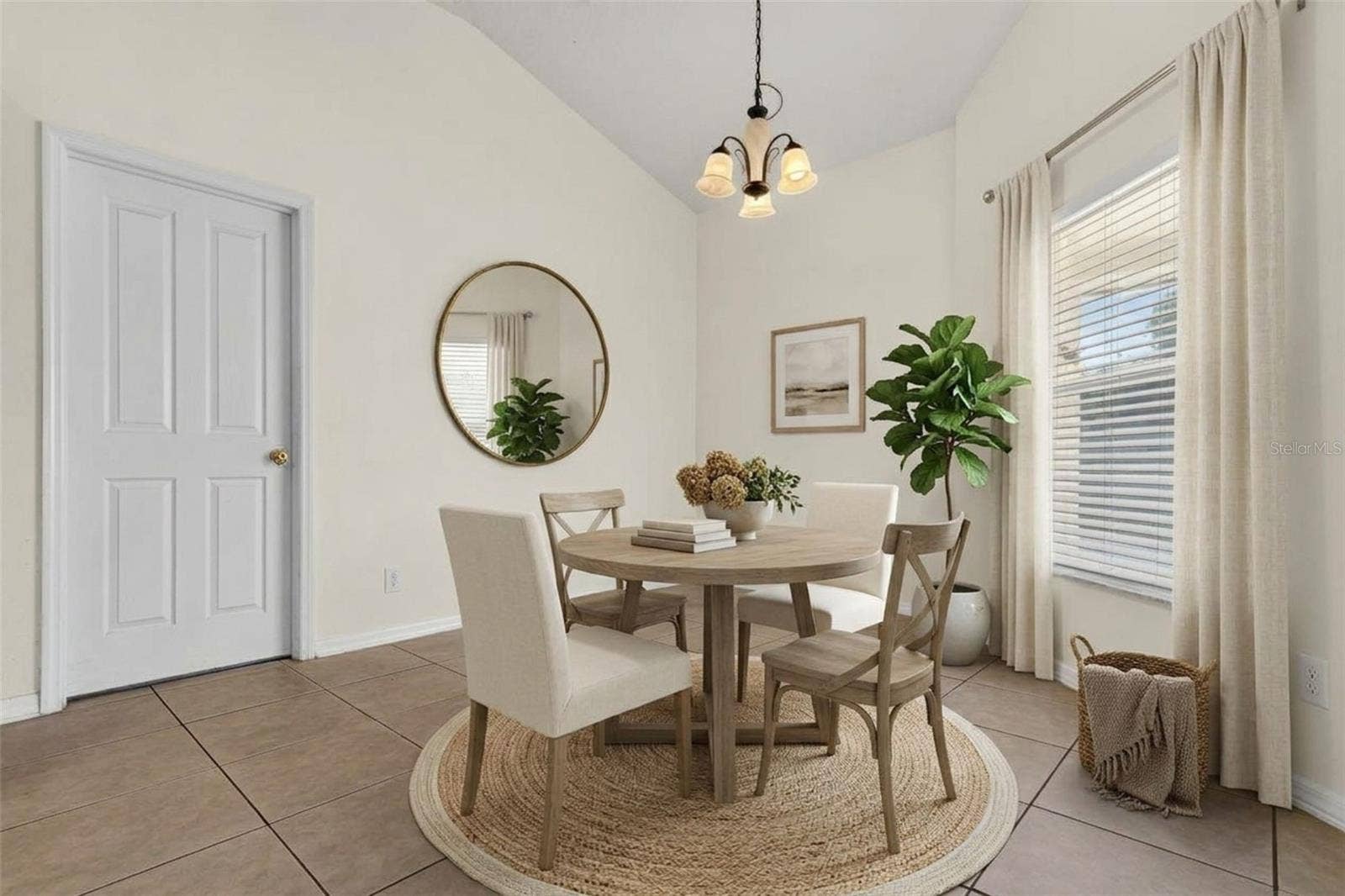 10527 SAN TRAVASO DRIVE, Tampa, FL 33647 Dinette