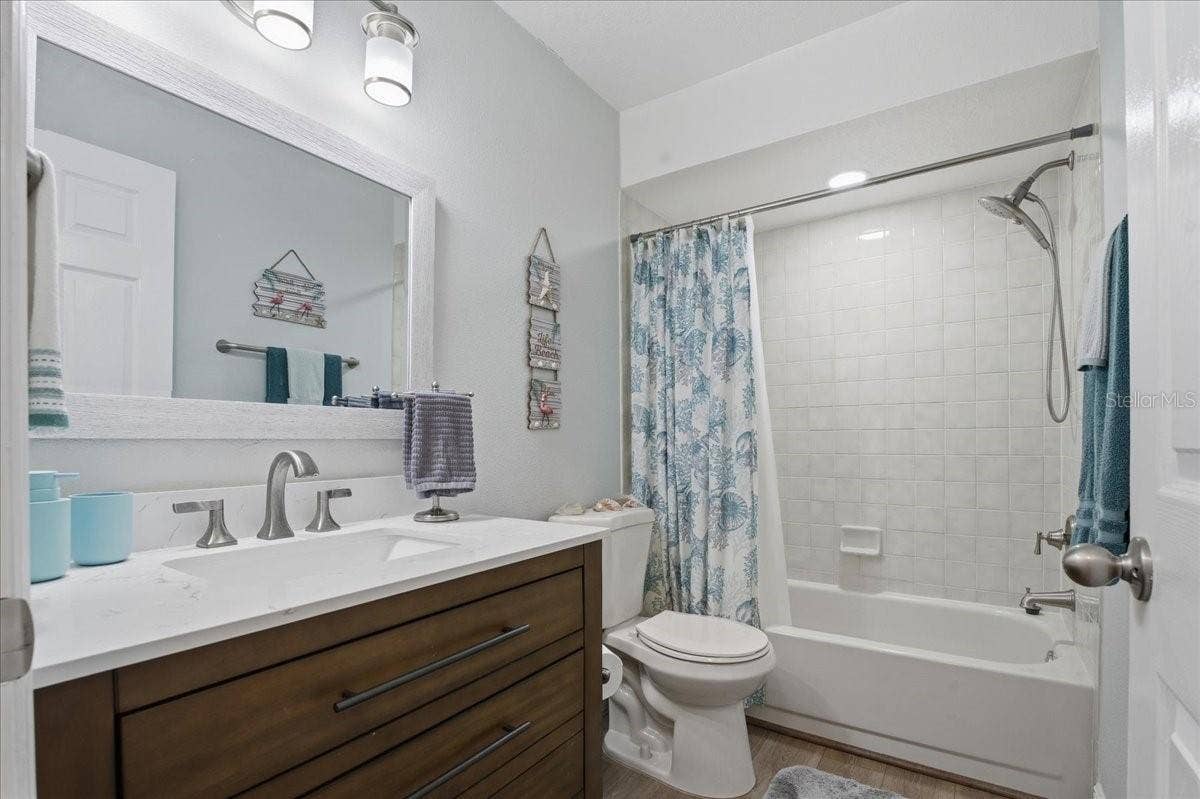 3272 LORI LANE, #3272, New Port Richey, FL 34655 3272 LORI LANE, #3272, New Port Richey, FL 34655