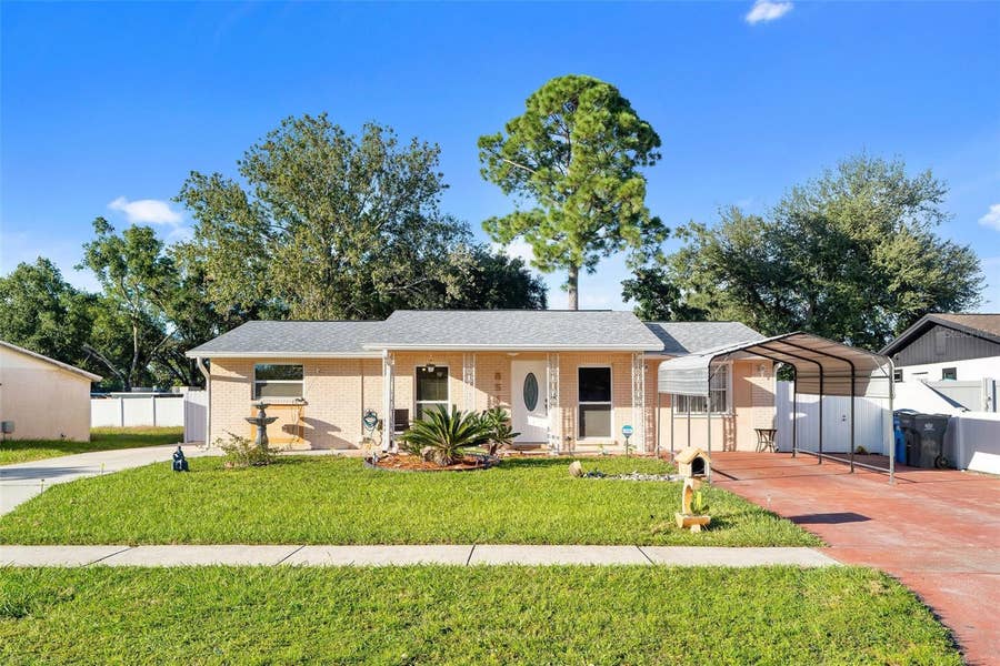 Property photo for 8513 WOODLAKE DRIVE, Tampa, FL