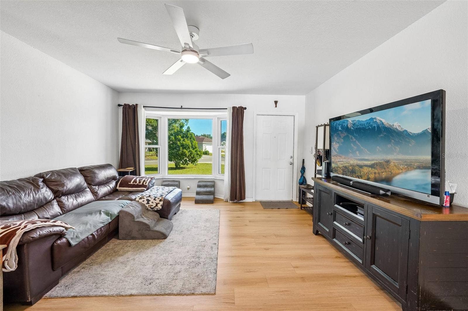 4100 45TH AVENUE N, St Petersburg, FL 33714 4100 45TH AVENUE N, St Petersburg, FL 33714