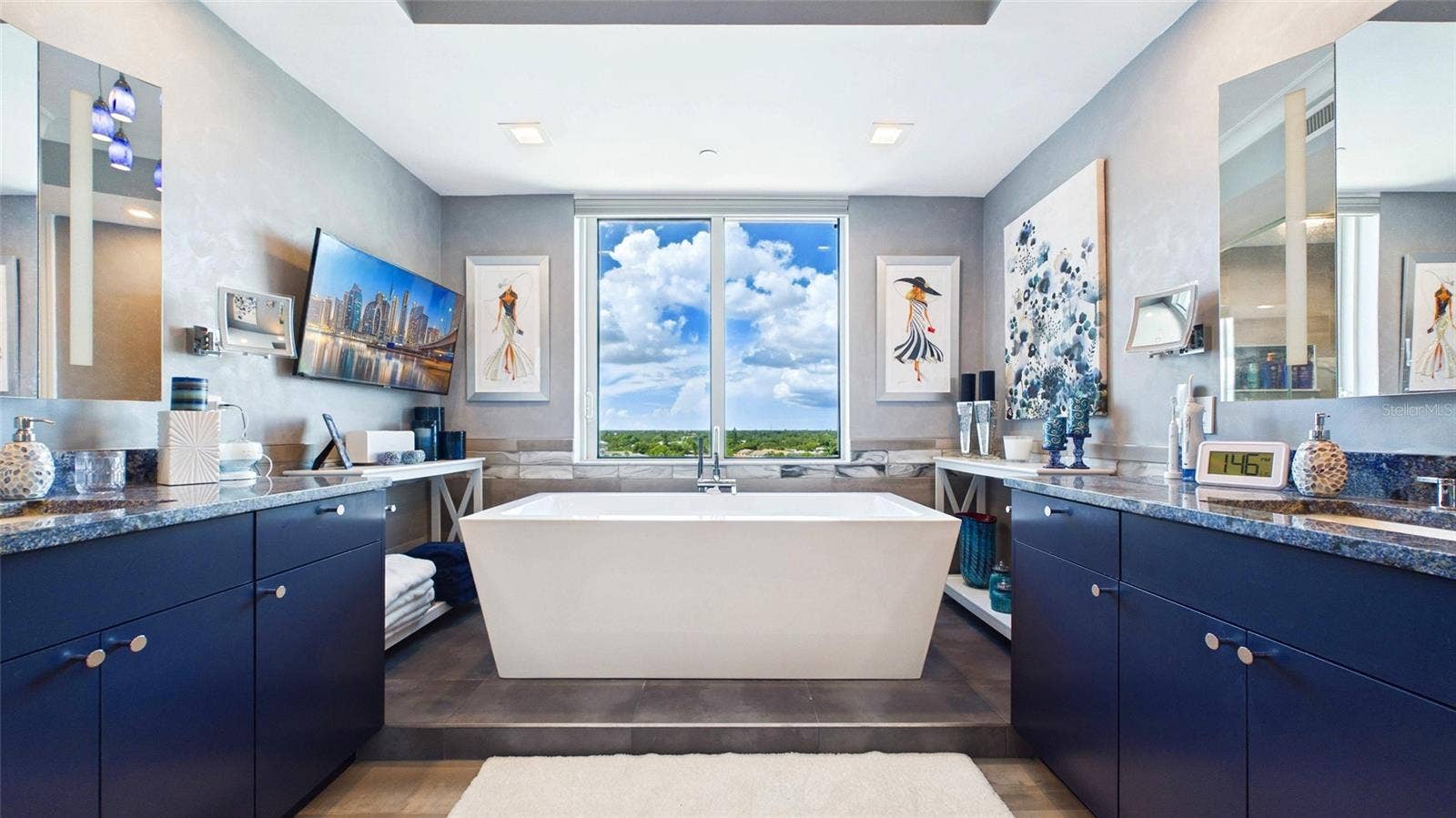 400 BEACH DRIVE NE, #1101, St Petersburg, FL 33701 400 BEACH DRIVE NE, #1101, St Petersburg, FL 33701