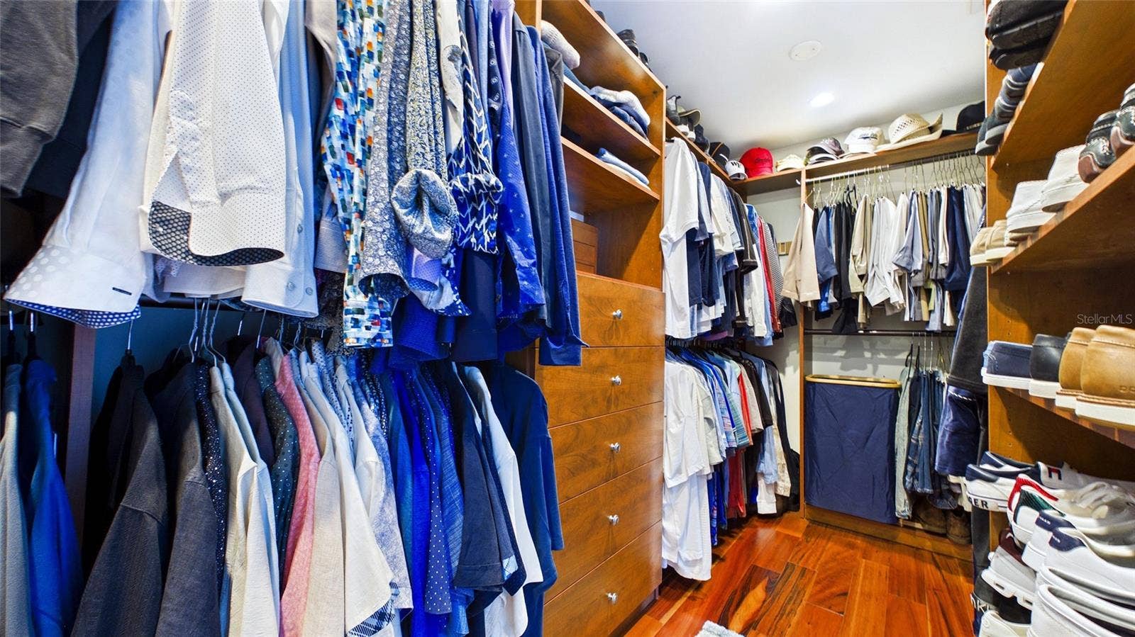 400 BEACH DRIVE NE, #1101, St Petersburg, FL 33701 400 BEACH DRIVE NE, #1101, St Petersburg, FL 33701