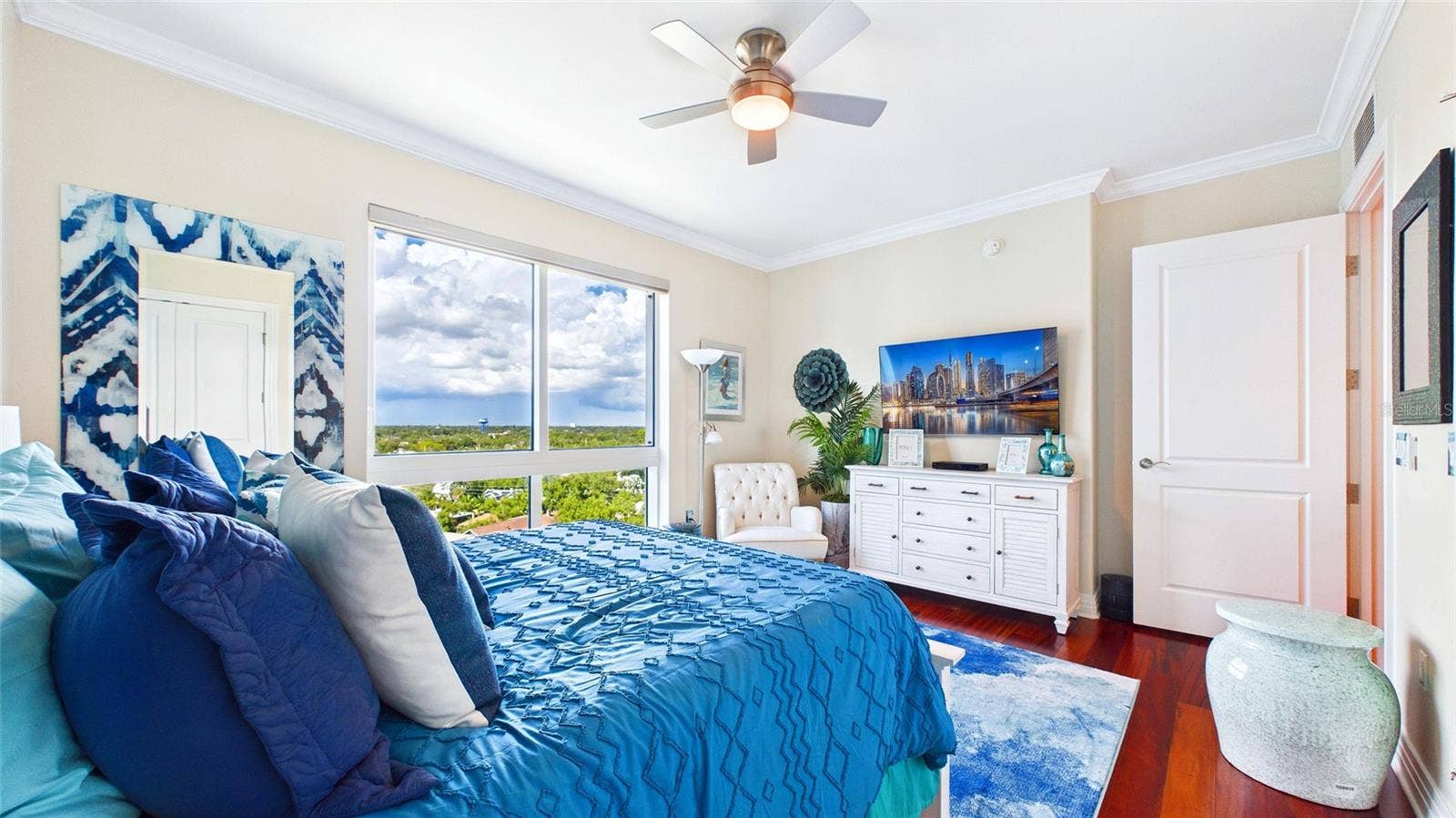 400 BEACH DRIVE NE, #1101, St Petersburg, FL 33701 400 BEACH DRIVE NE, #1101, St Petersburg, FL 33701