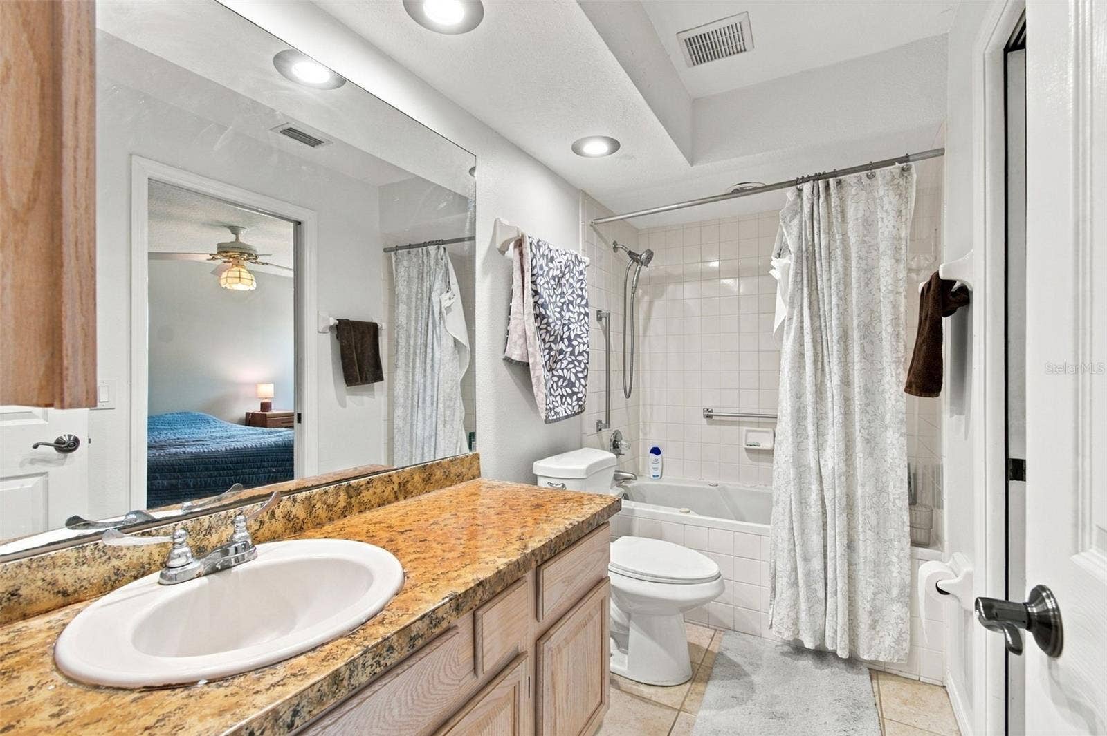 8345 PAVILLION DRIVE, Hudson, FL 34667 8345 PAVILLION DRIVE, Hudson, FL 34667