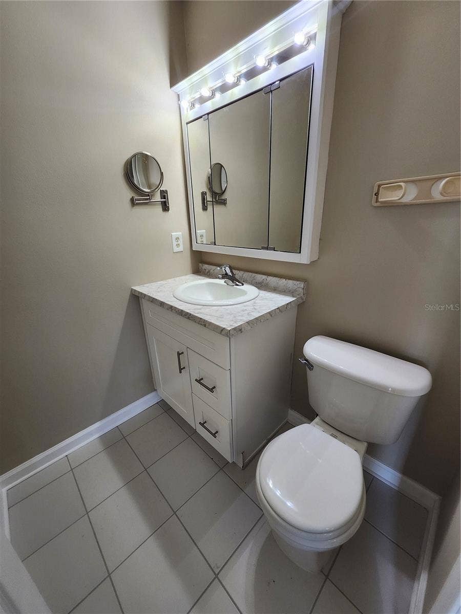 1418 14TH CIRCLE SE, Largo, FL 33771 1418 14TH CIRCLE SE, Largo, FL 33771