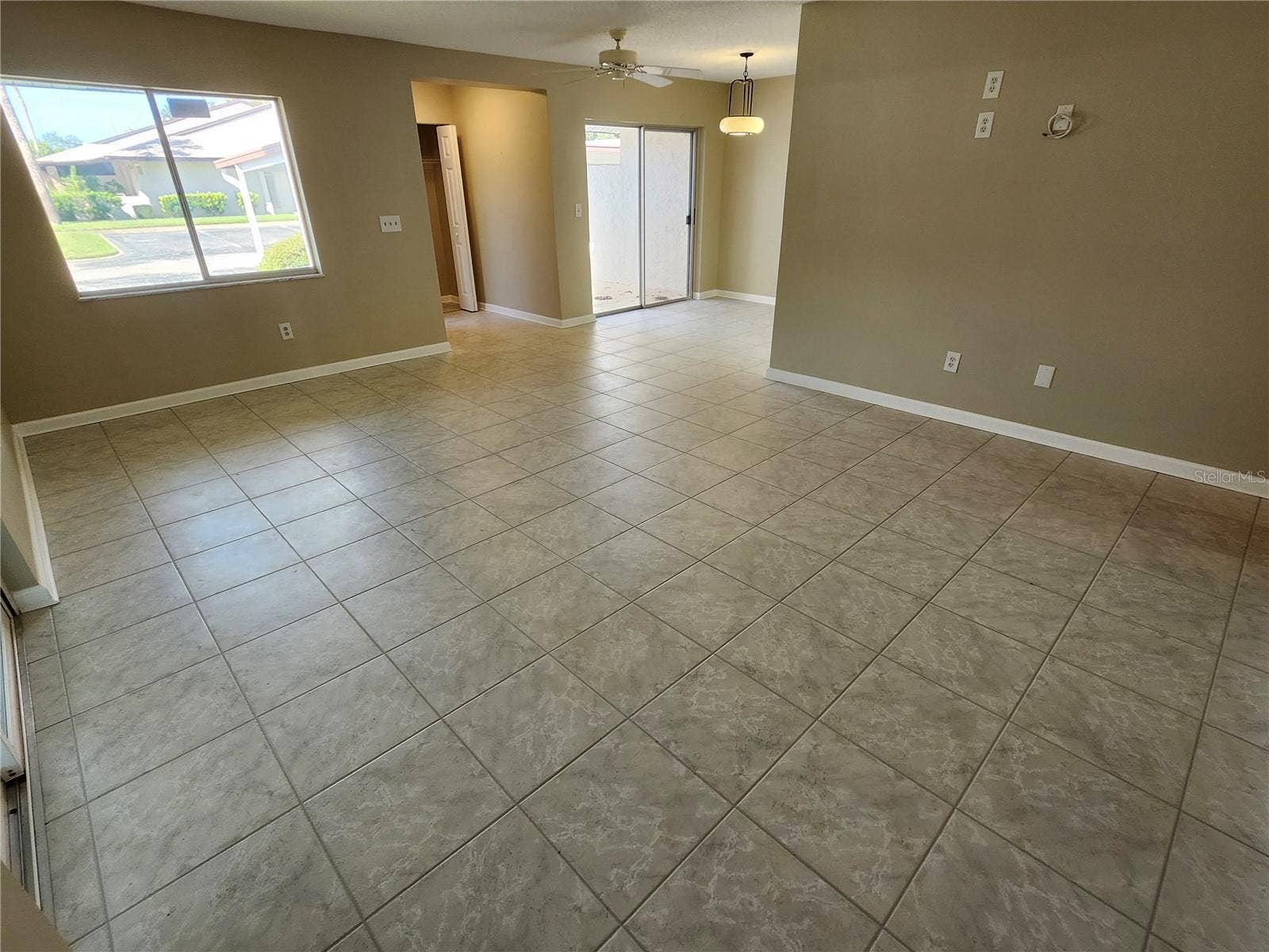 1418 14TH CIRCLE SE, Largo, FL 33771 1418 14TH CIRCLE SE, Largo, FL 33771