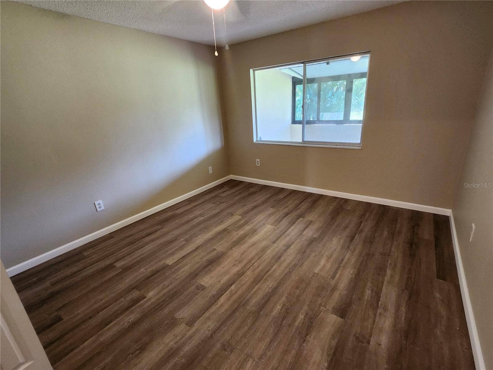 1418 14TH CIRCLE SE, Largo, FL 33771 1418 14TH CIRCLE SE, Largo, FL 33771