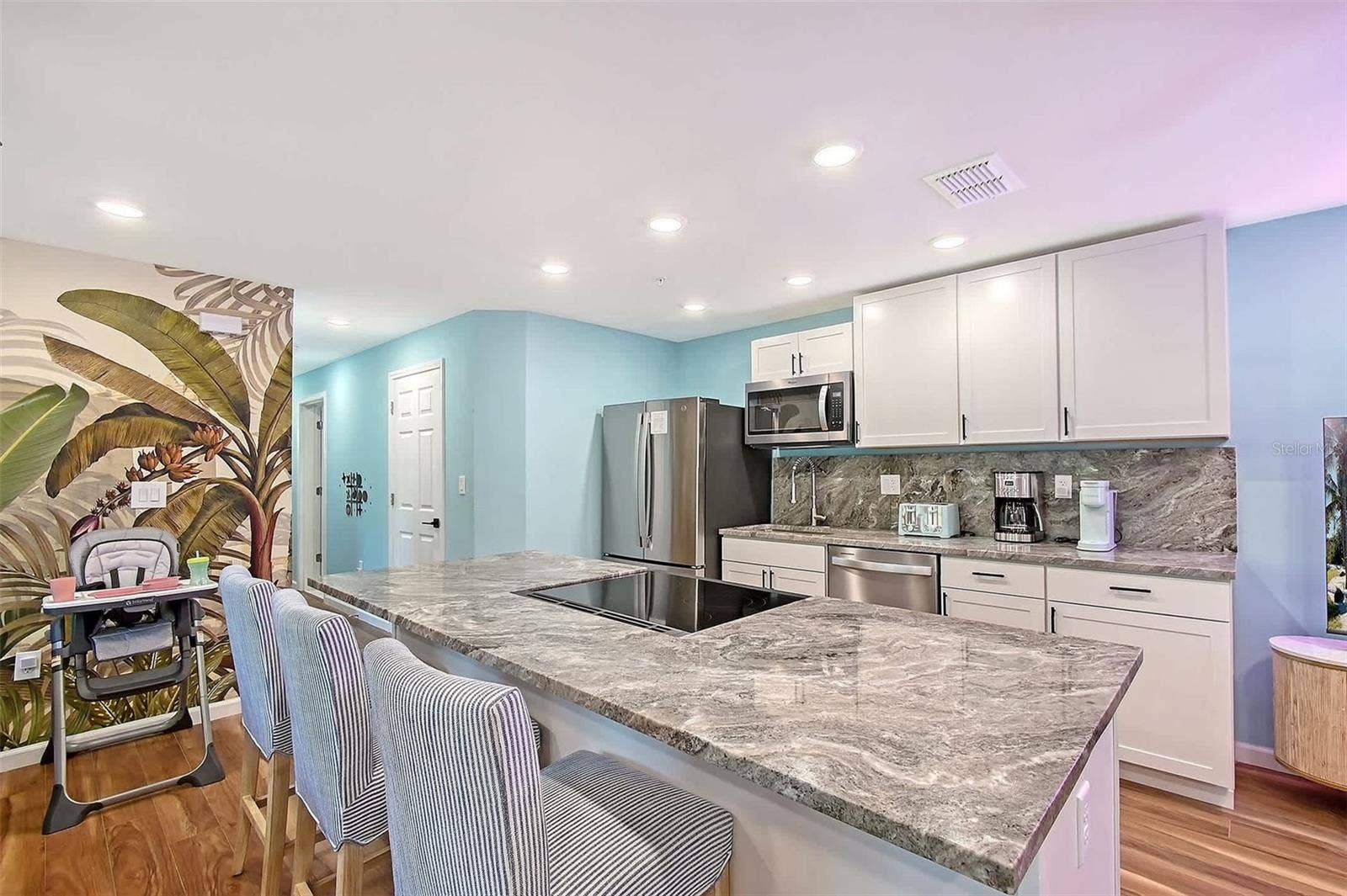 2704 49TH AVENUE W, Bradenton, FL 34207 2704 49TH AVENUE W, Bradenton, FL 34207