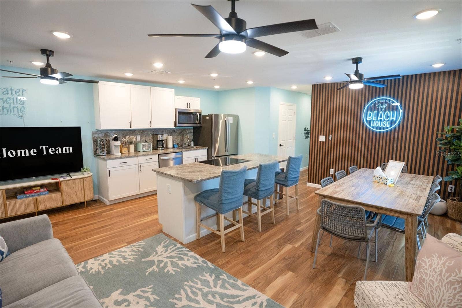 2704 49TH AVENUE W, Bradenton, FL 34207 2704 49TH AVENUE W, Bradenton, FL 34207