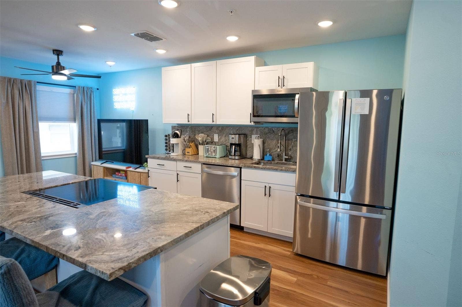 2704 49TH AVENUE W, Bradenton, FL 34207 2704 49TH AVENUE W, Bradenton, FL 34207
