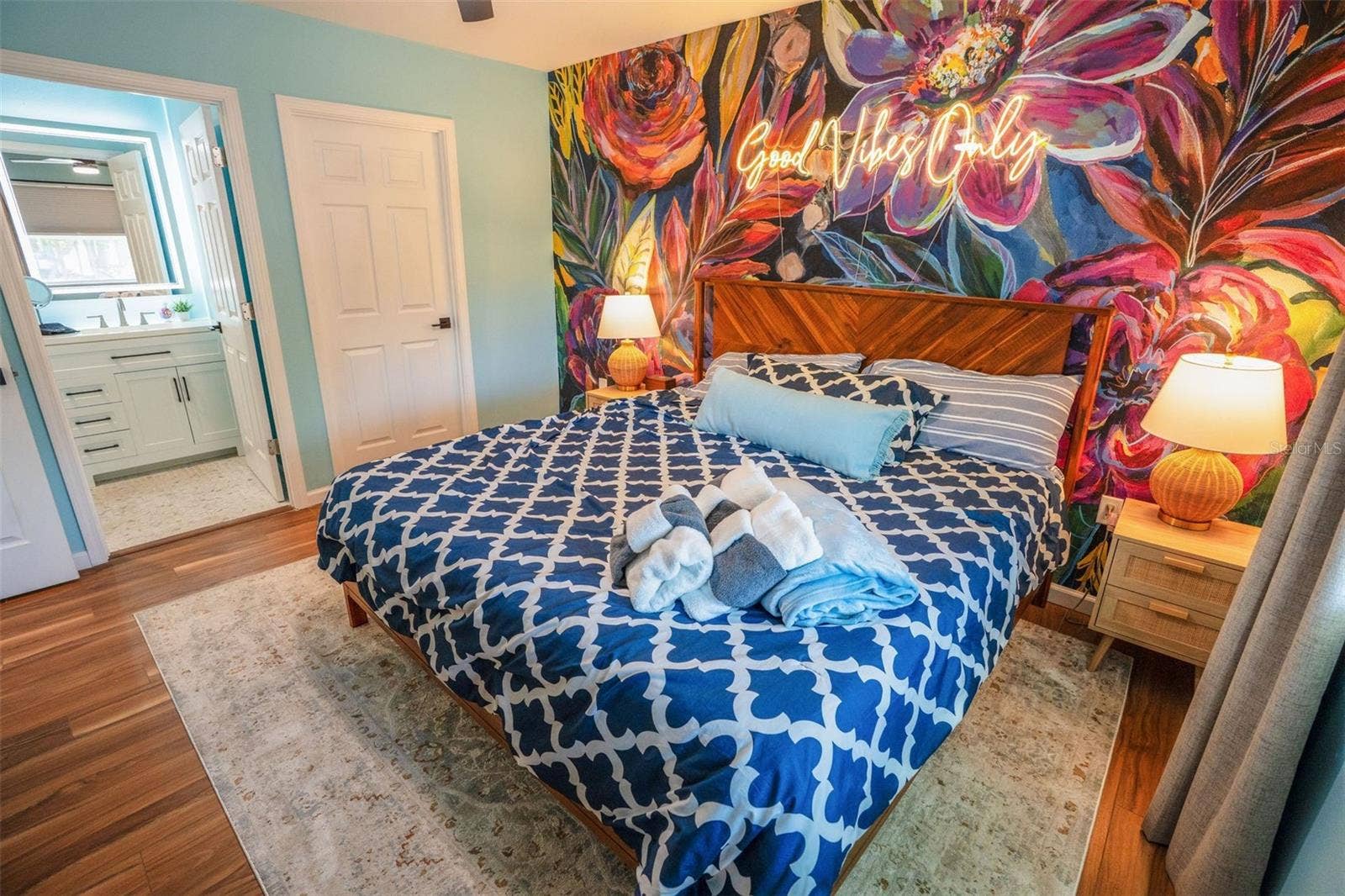 2704 49TH AVENUE W, Bradenton, FL 34207 2704 49TH AVENUE W, Bradenton, FL 34207