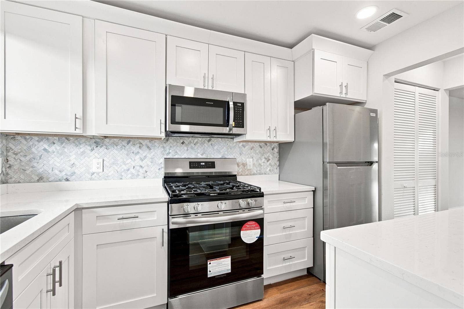5955 30TH AVENUE S, #111, Gulfport, FL 33707 Kitchen
