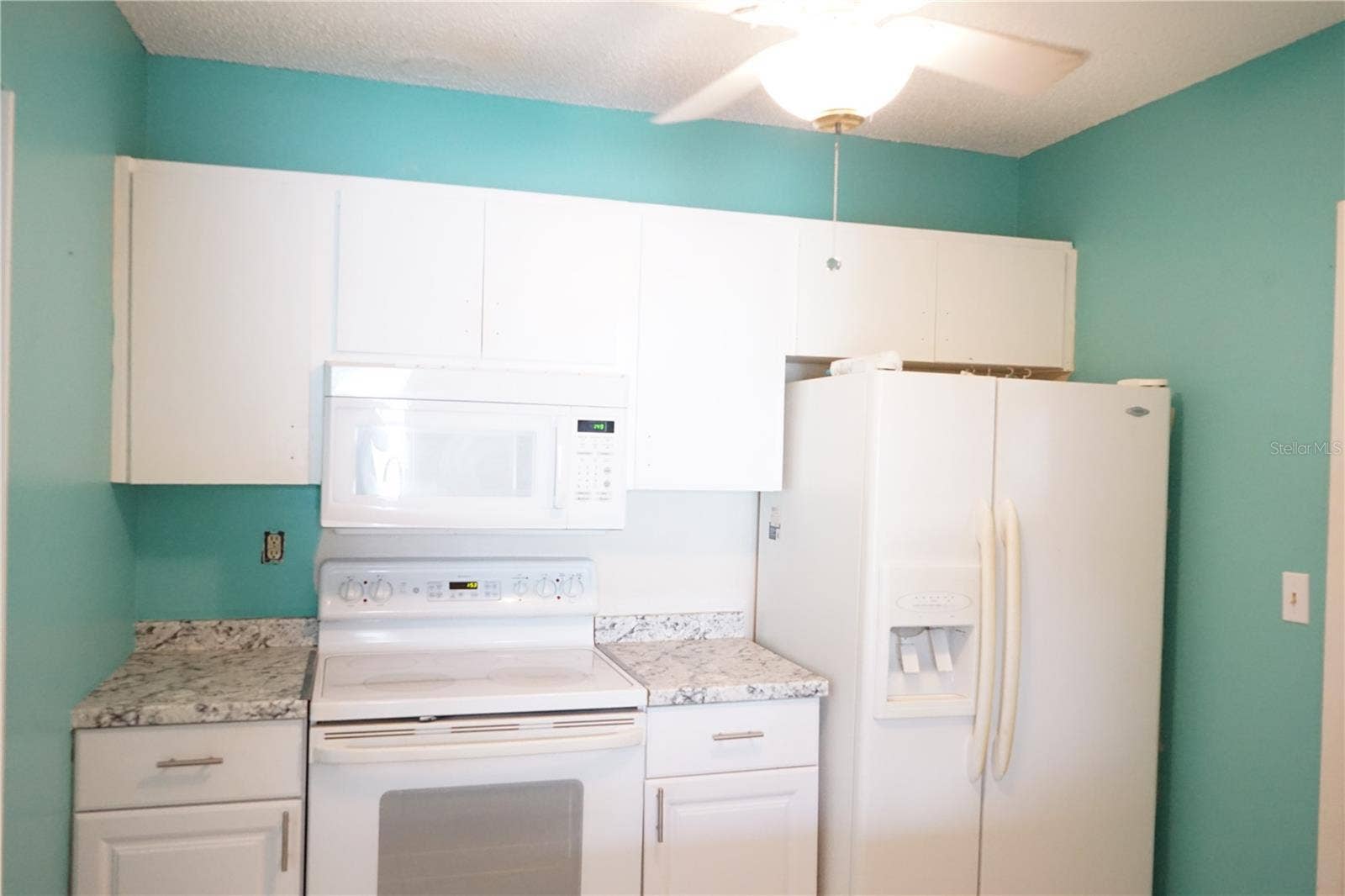 703 HUXLEY PLACE, Sun City Center, FL 33573 703 HUXLEY PLACE, Sun City Center, FL 33573