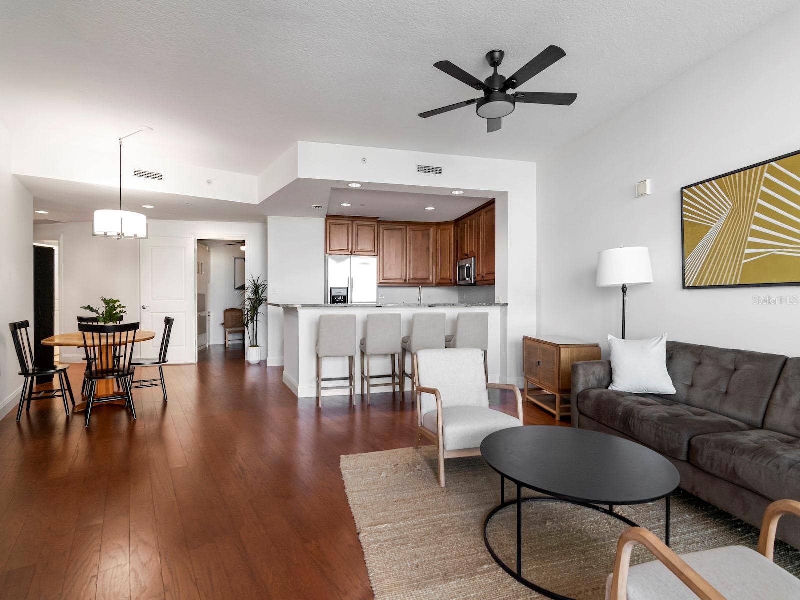 450 KNIGHTS RUN AVENUE, #803, Tampa, FL 33602 450 KNIGHTS RUN AVENUE, #803, Tampa, FL 33602