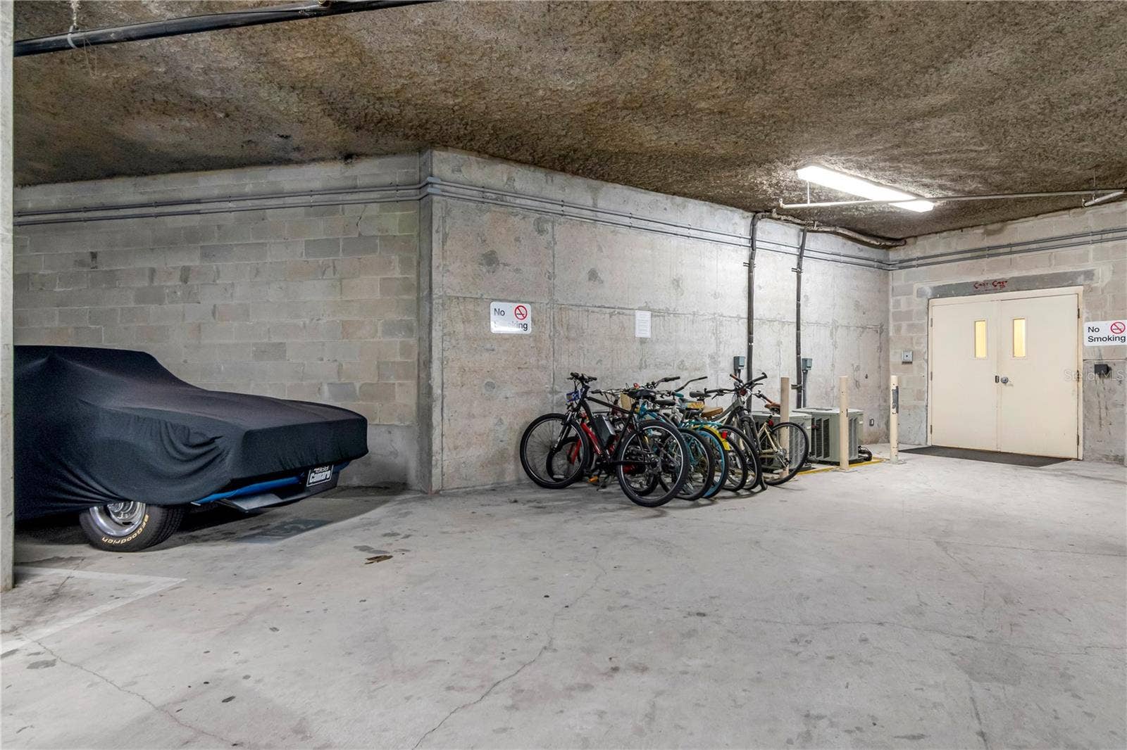 450 KNIGHTS RUN AVENUE, #803, Tampa, FL 33602 Private Assigned Parking Space Steps to Door Entry