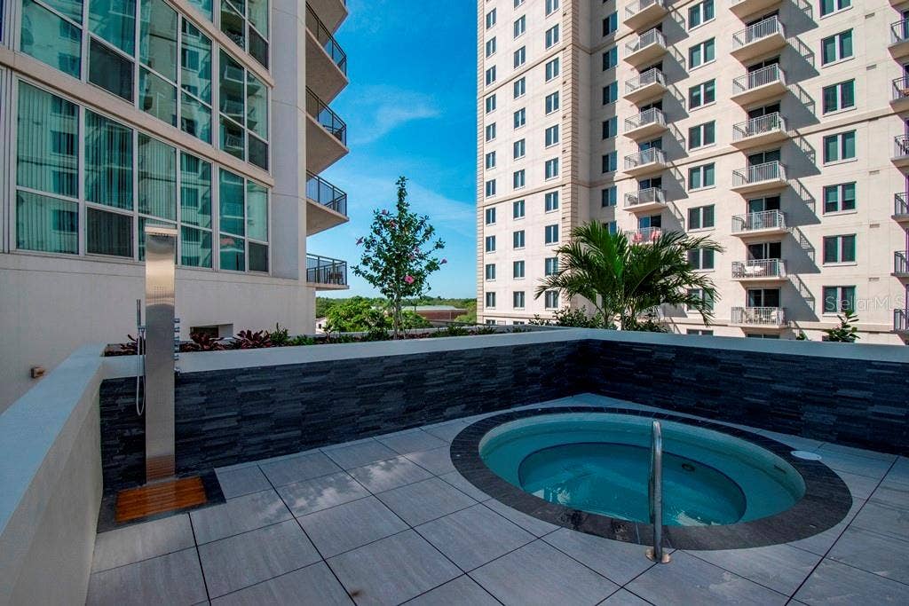 450 KNIGHTS RUN AVENUE, #803, Tampa, FL 33602 450 KNIGHTS RUN AVENUE, #803, Tampa, FL 33602