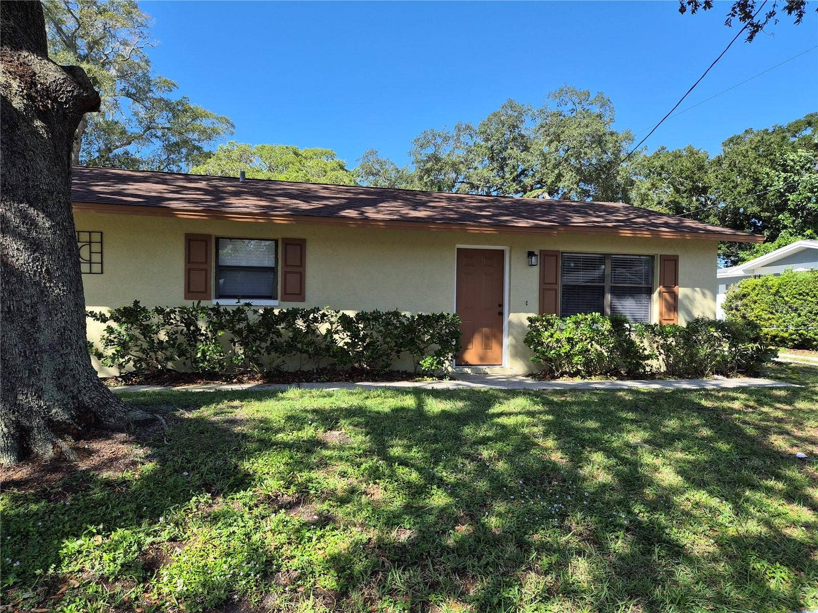 402 WOODROW AVENUE NW, #B, Largo, FL 33770 402 WOODROW AVENUE NW, #B, Largo, FL 33770