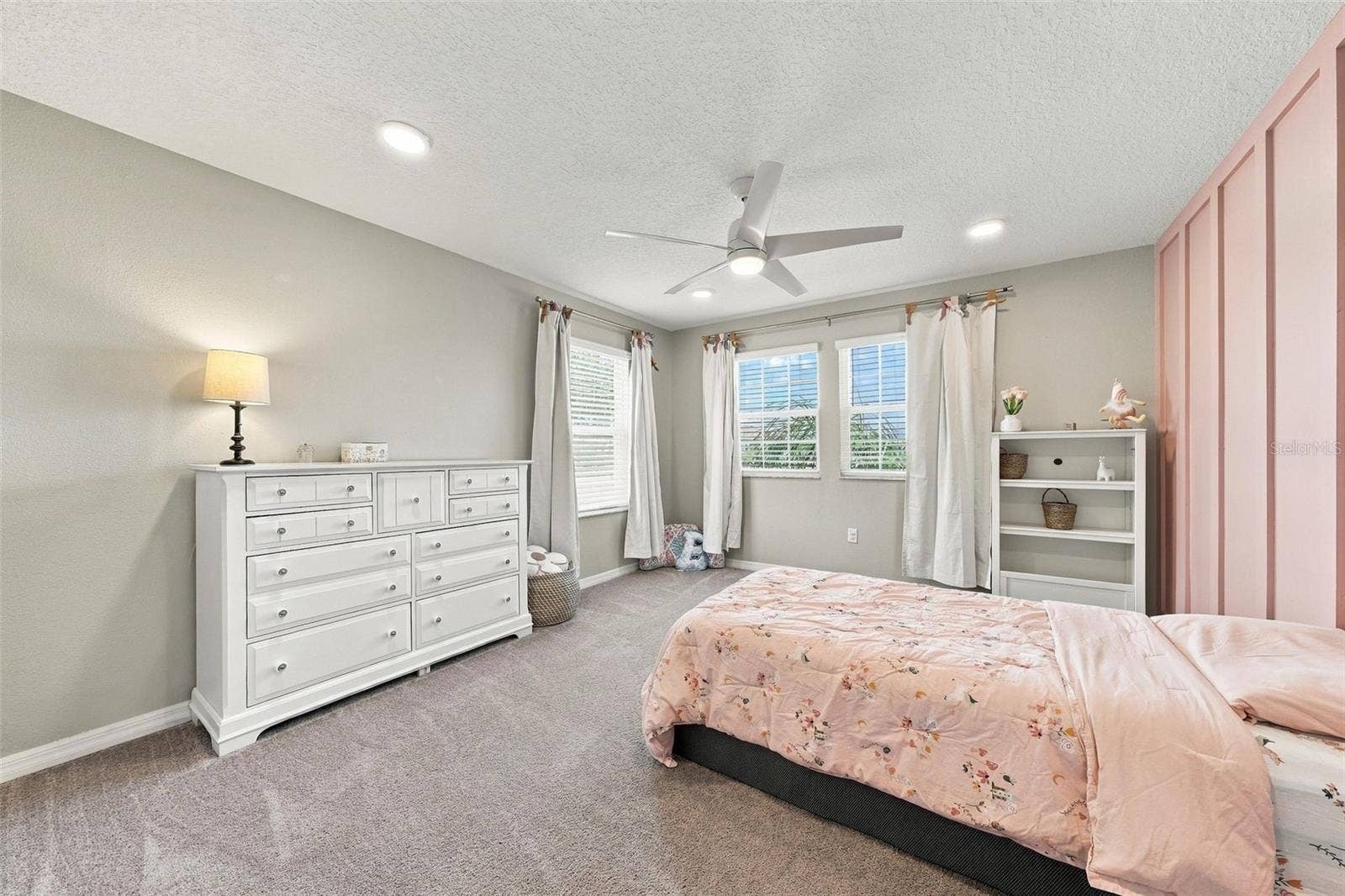 4904 EAGLE ROCK DRIVE, Wimauma, FL 33598 4904 EAGLE ROCK DRIVE, Wimauma, FL 33598