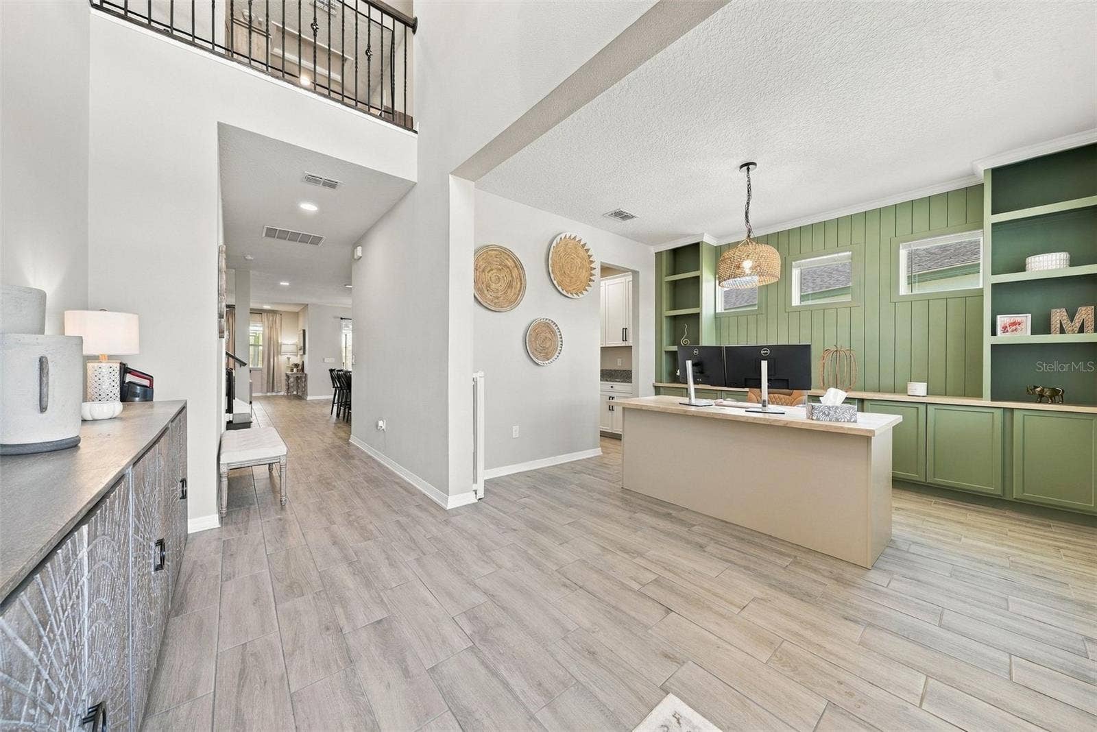 4904 EAGLE ROCK DRIVE, Wimauma, FL 33598 4904 EAGLE ROCK DRIVE, Wimauma, FL 33598