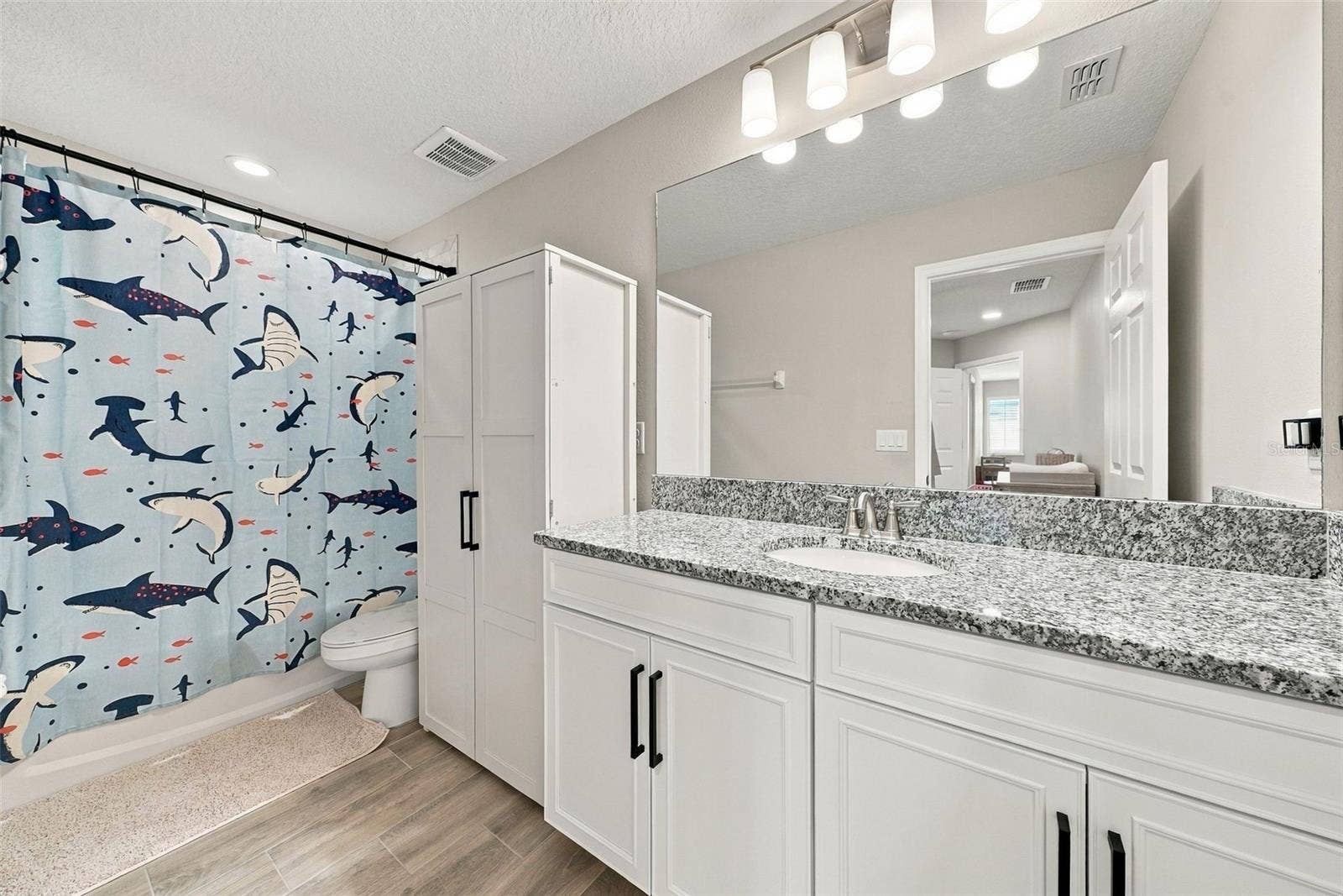 4904 EAGLE ROCK DRIVE, Wimauma, FL 33598 4904 EAGLE ROCK DRIVE, Wimauma, FL 33598
