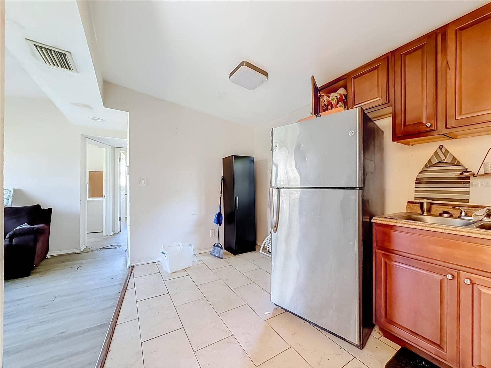 11787 104TH STREET, Largo, FL 33773 11787 104TH STREET, Largo, FL 33773
