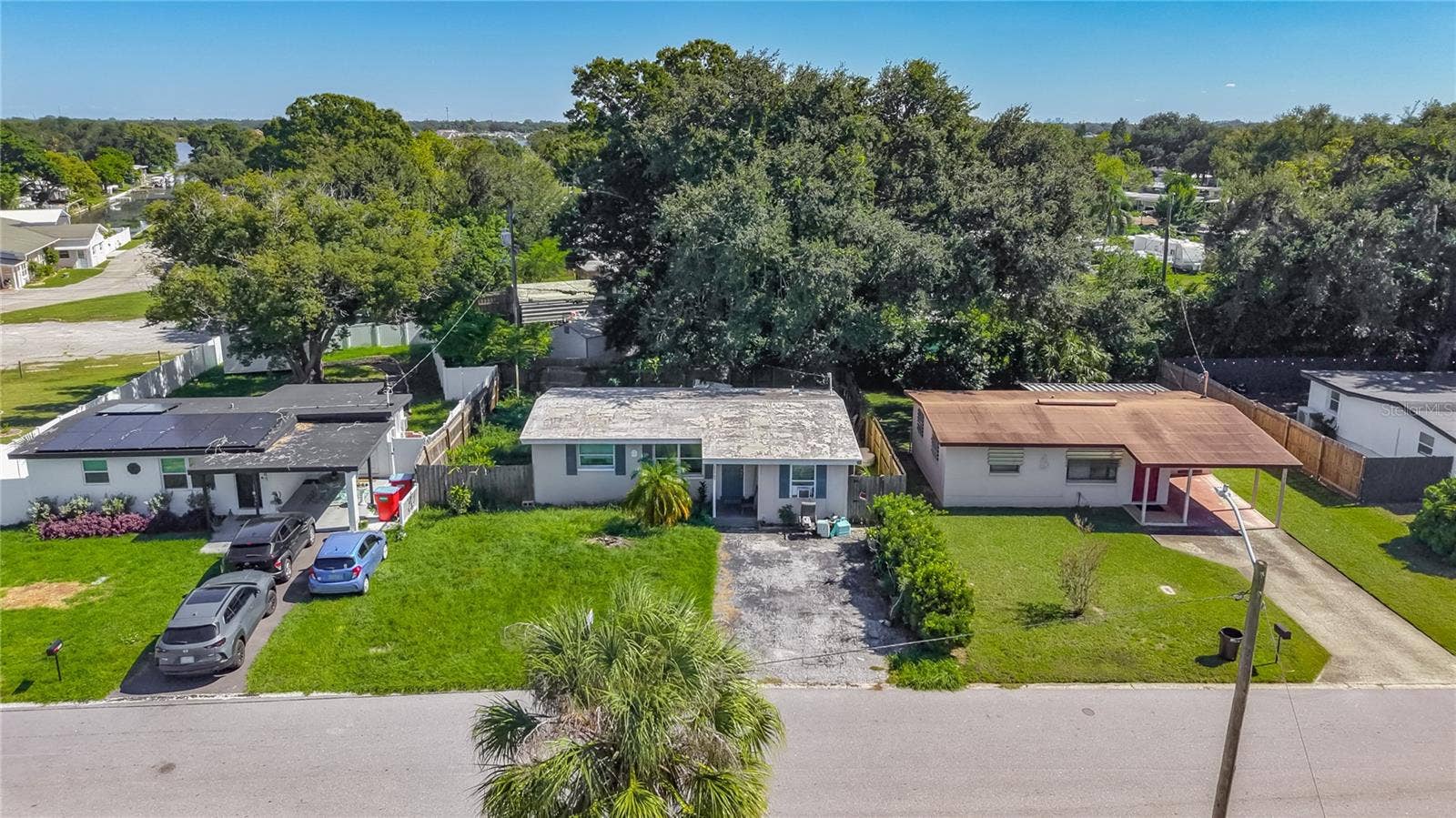 11787 104TH STREET, Largo, FL 33773 11787 104TH STREET, Largo, FL 33773