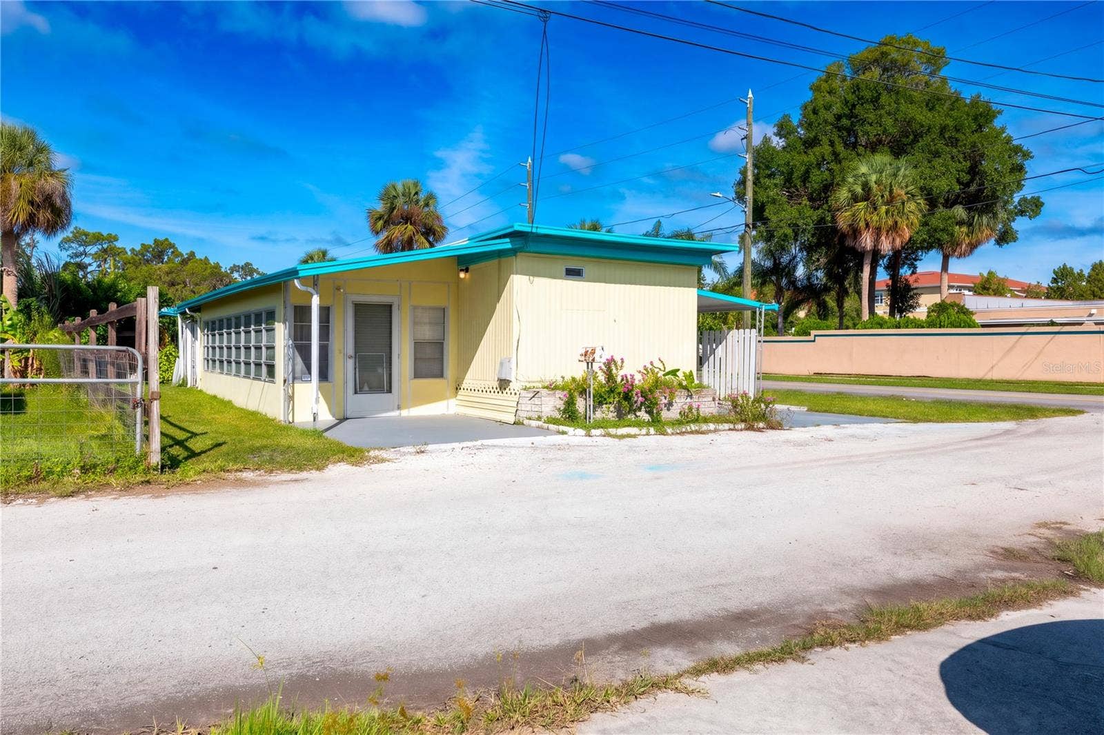 5044 SOUTHTOWNE LOOP, New Port Richey, FL 34652
