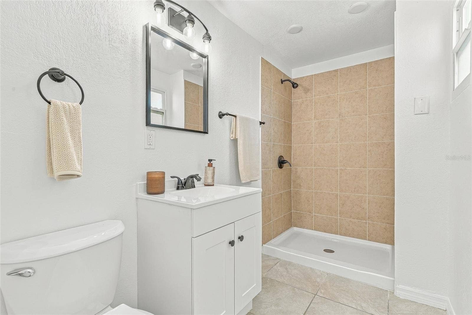 4544 W MINNEHAHA STREET, Tampa, FL 33614 4544 W MINNEHAHA STREET, Tampa, FL 33614