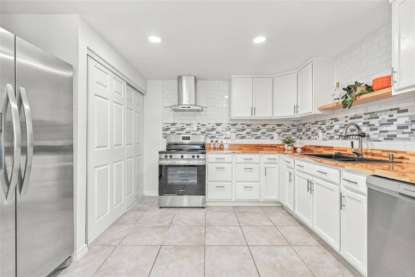 4544 W MINNEHAHA STREET, Tampa, FL 33614 4544 W MINNEHAHA STREET, Tampa, FL 33614