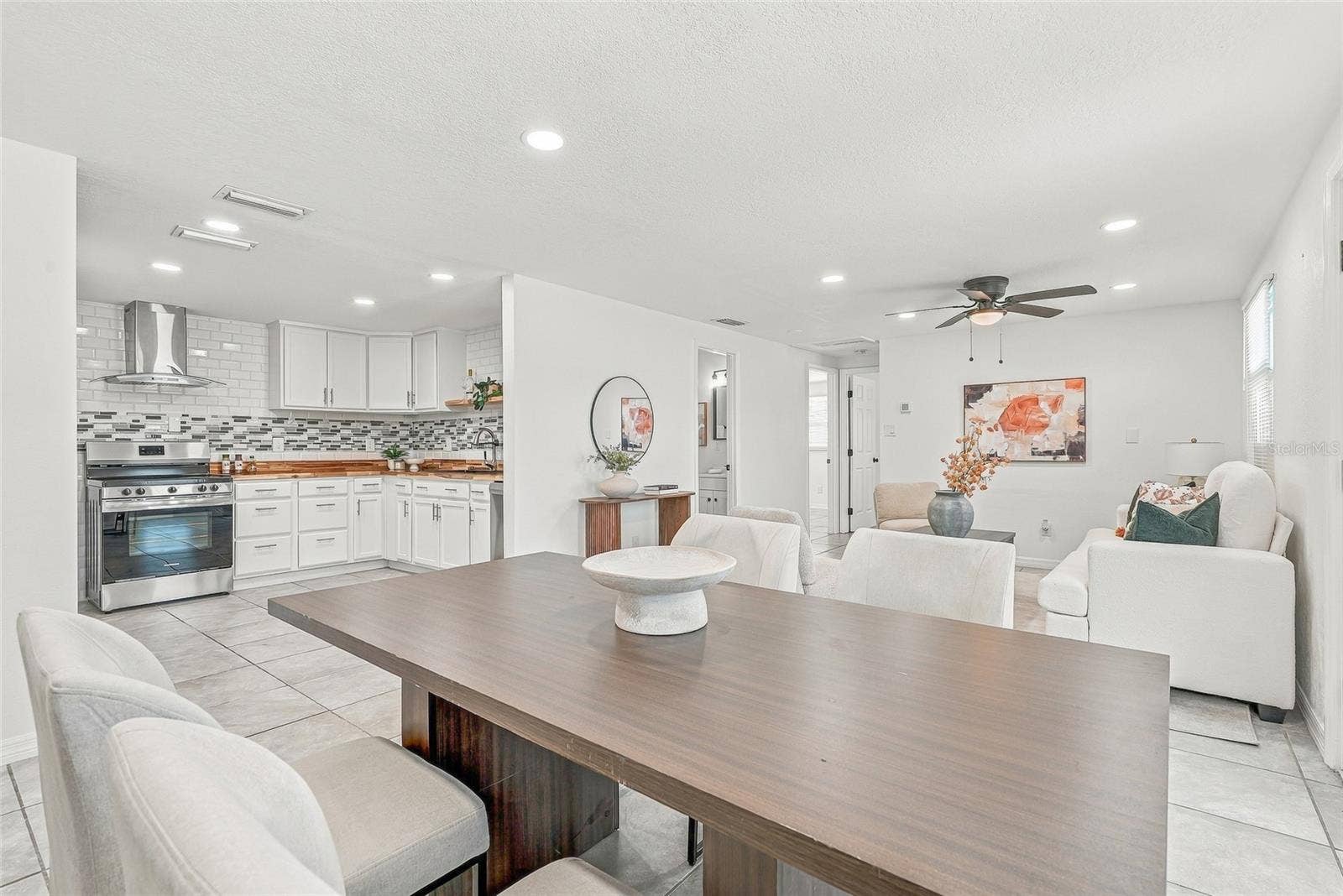 4544 W MINNEHAHA STREET, Tampa, FL 33614 4544 W MINNEHAHA STREET, Tampa, FL 33614