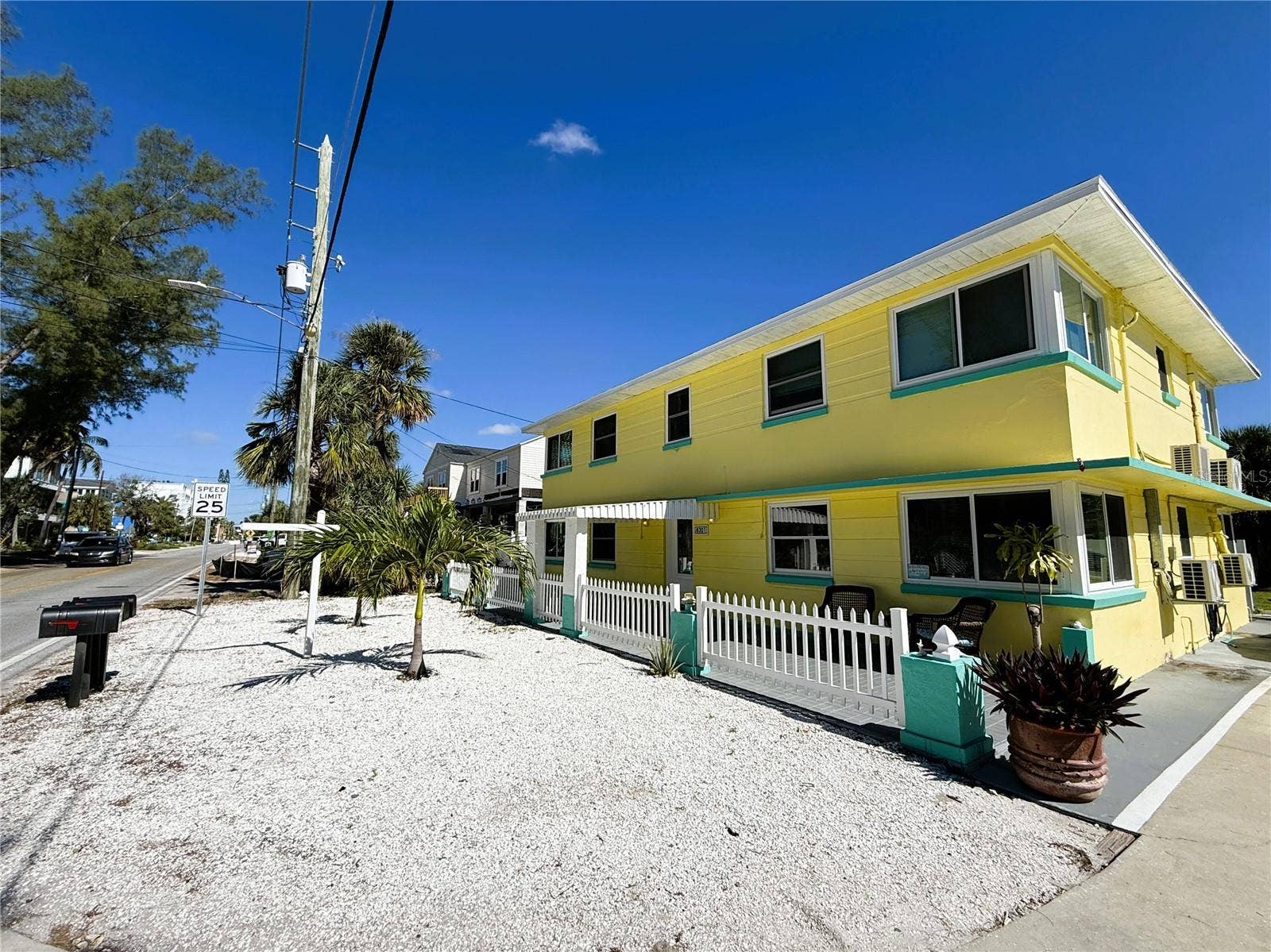 8301 W GULF BOULEVARD, #3, Treasure Island, FL 33706