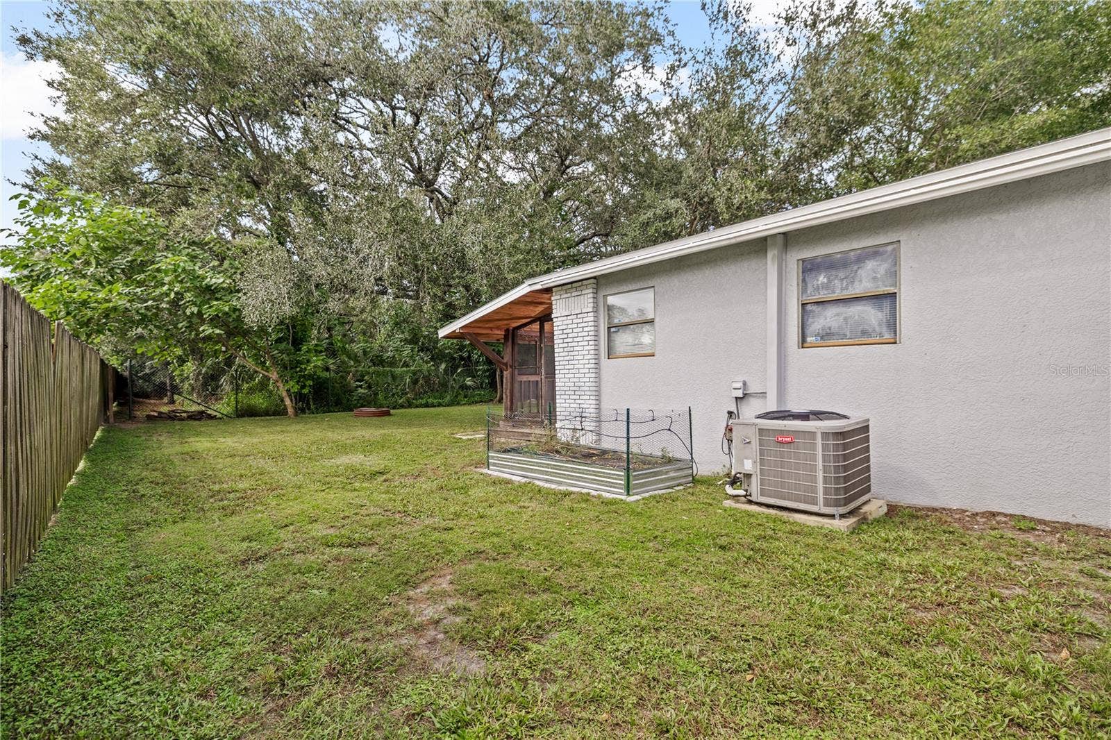14902 PINECREST ROAD, Tampa, FL 33613