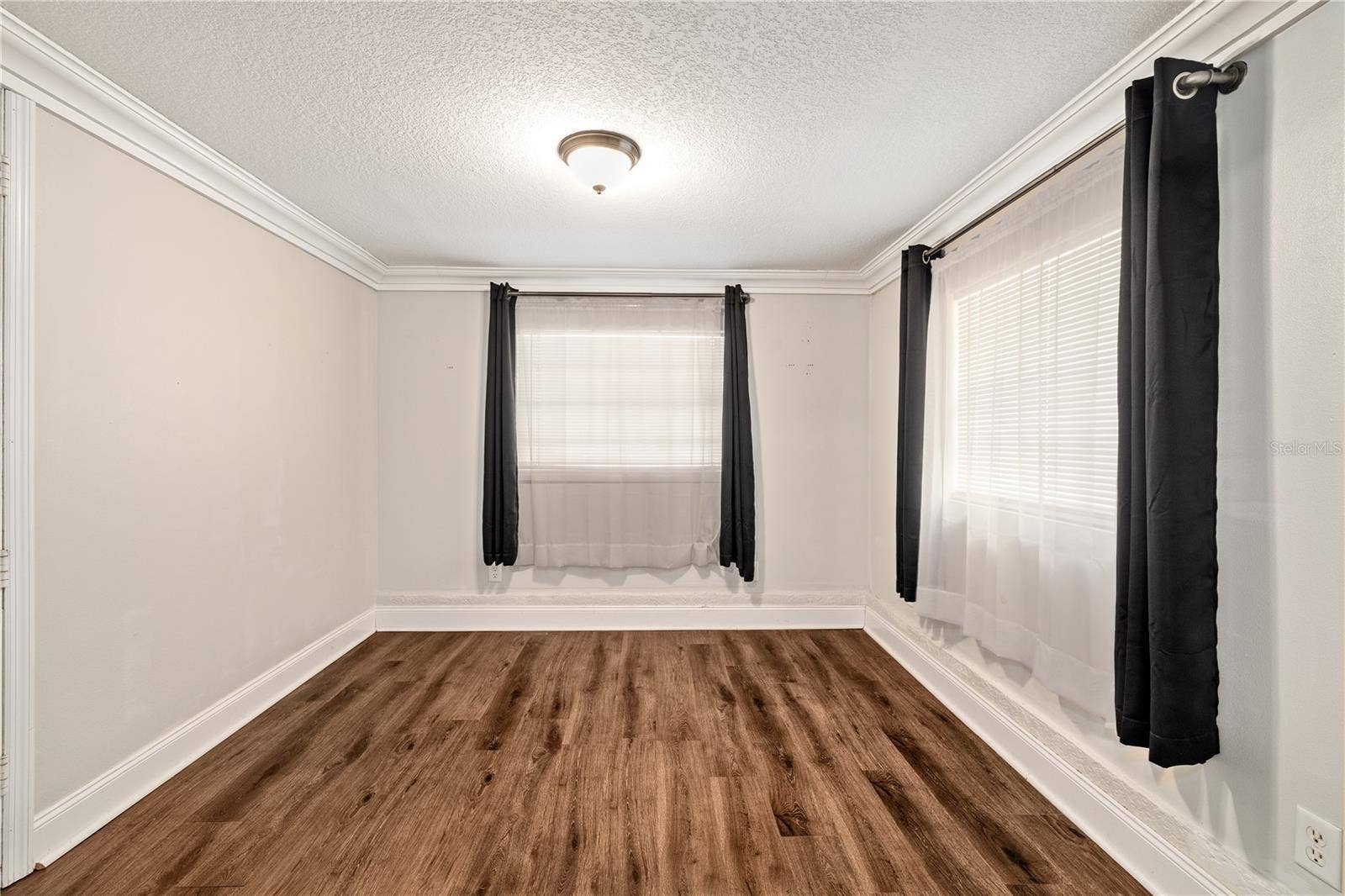 14902 PINECREST ROAD, Tampa, FL 33613