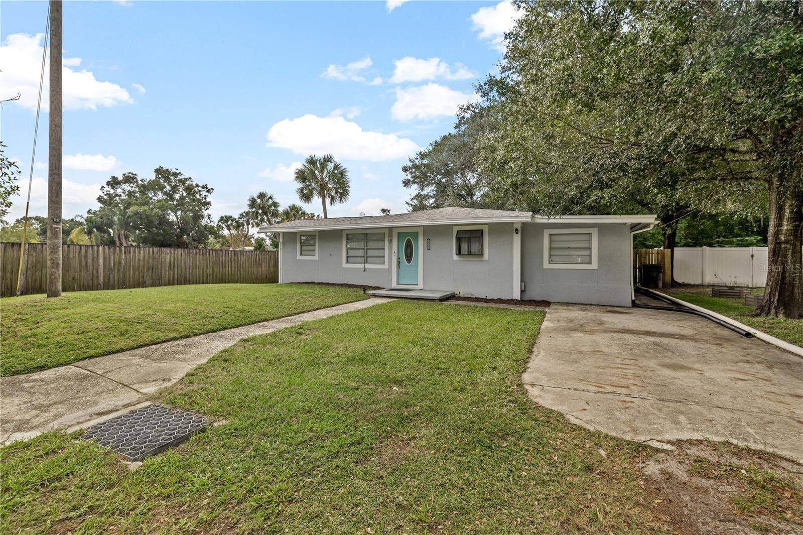 14902 PINECREST ROAD, Tampa, FL 33613