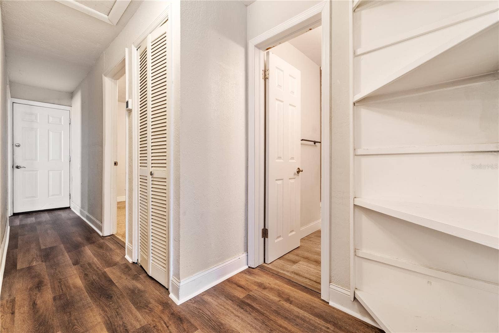 14902 PINECREST ROAD, Tampa, FL 33613