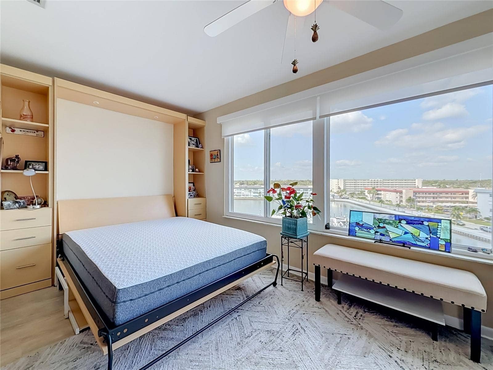 5925 SHORE BOULEVARD S, #611, Gulfport, FL 33707 5925 SHORE BOULEVARD S, #611, Gulfport, FL 33707