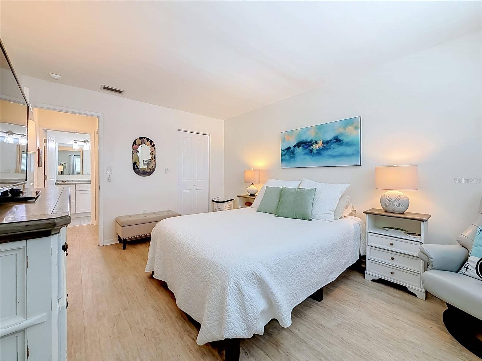 5925 SHORE BOULEVARD S, #611, Gulfport, FL 33707 5925 SHORE BOULEVARD S, #611, Gulfport, FL 33707