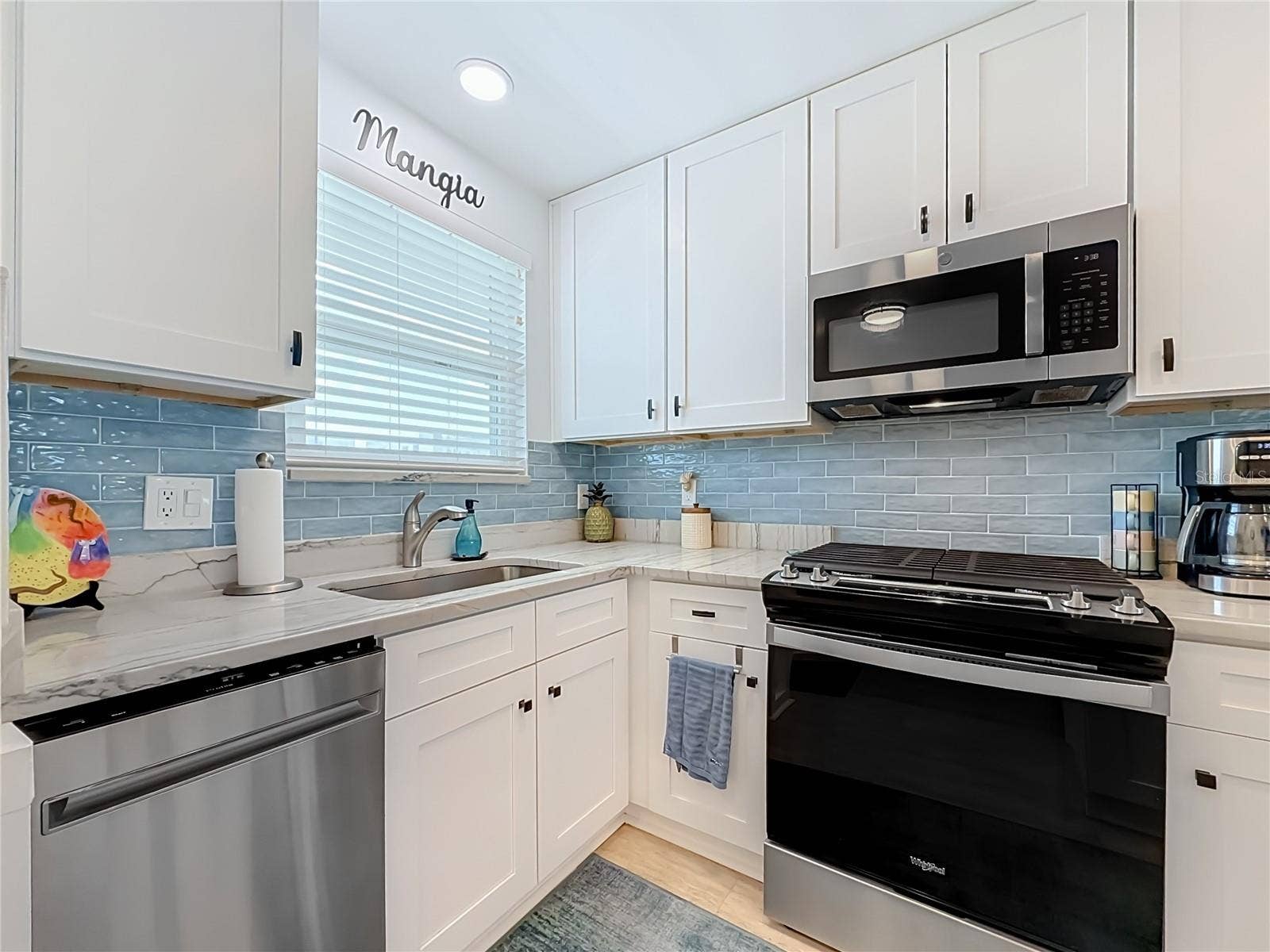 5925 SHORE BOULEVARD S, #611, Gulfport, FL 33707 5925 SHORE BOULEVARD S, #611, Gulfport, FL 33707