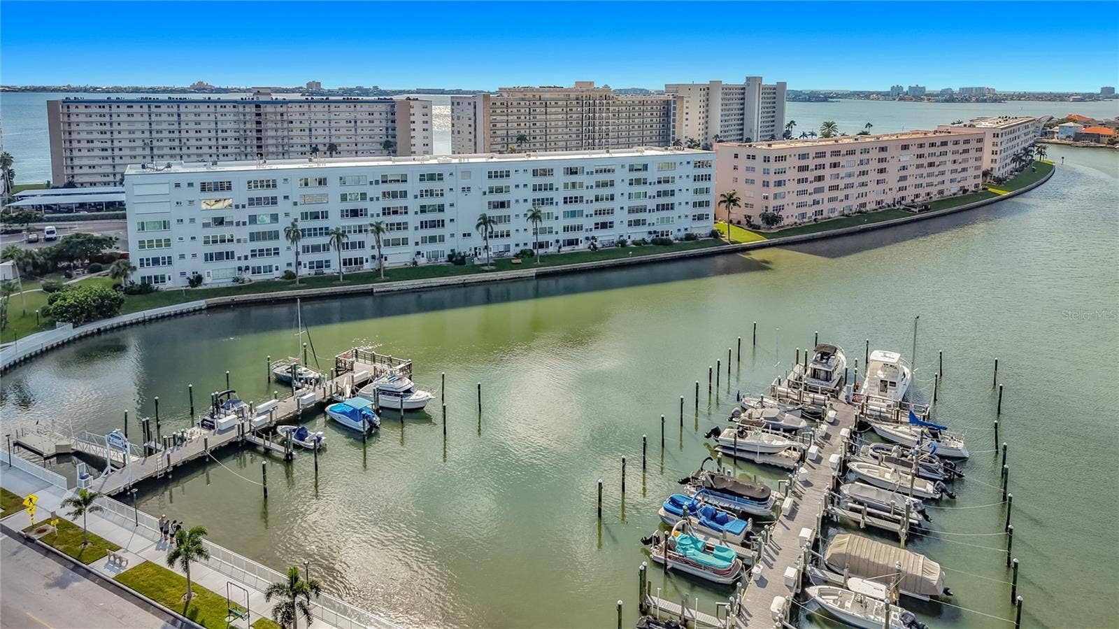 5925 SHORE BOULEVARD S, #611, Gulfport, FL 33707 5925 SHORE BOULEVARD S, #611, Gulfport, FL 33707
