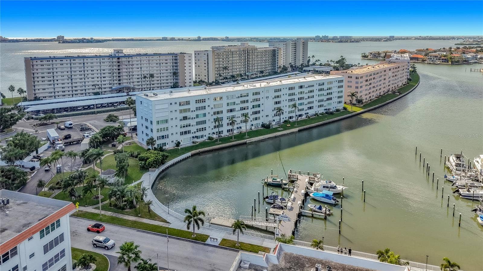 5925 SHORE BOULEVARD S, #611, Gulfport, FL 33707 5925 SHORE BOULEVARD S, #611, Gulfport, FL 33707