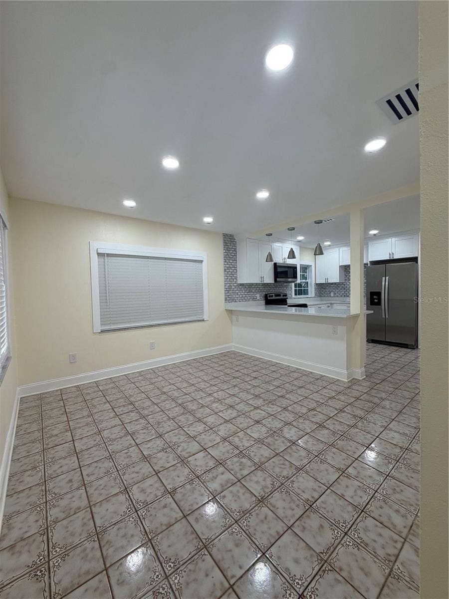 3318 W AILEEN STREET, Tampa, FL 33607 3318 W AILEEN STREET, Tampa, FL 33607