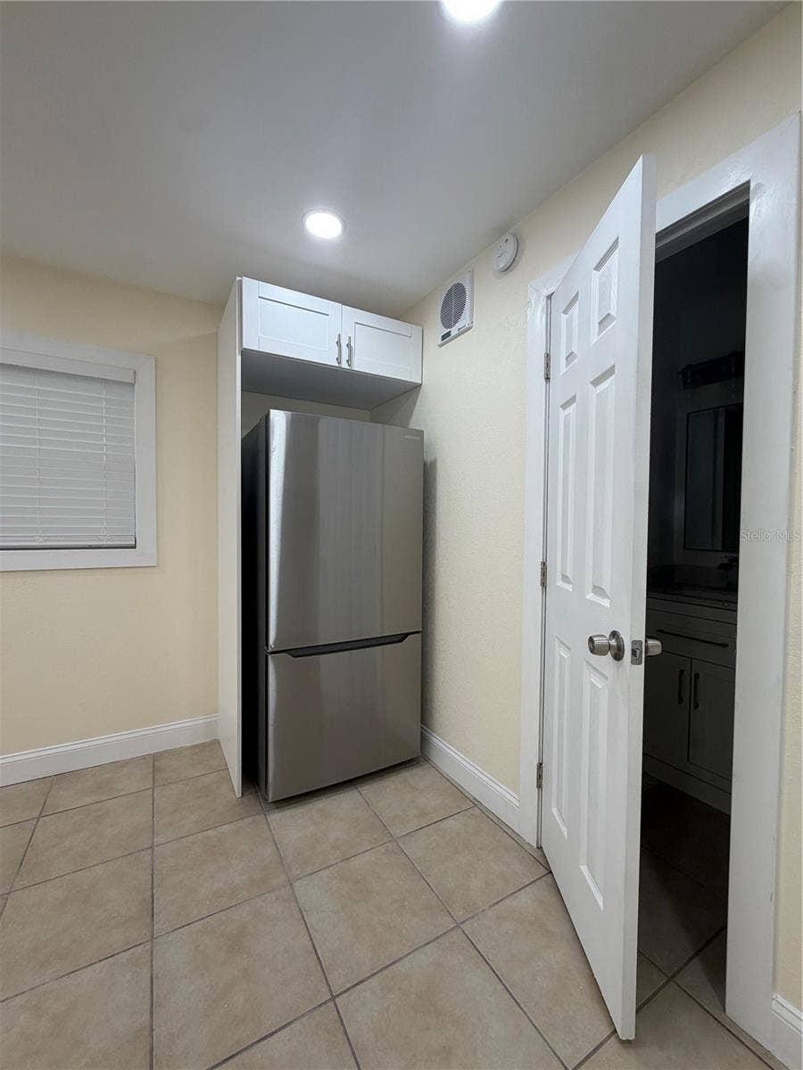 3318 W AILEEN STREET, Tampa, FL 33607 3318 W AILEEN STREET, Tampa, FL 33607
