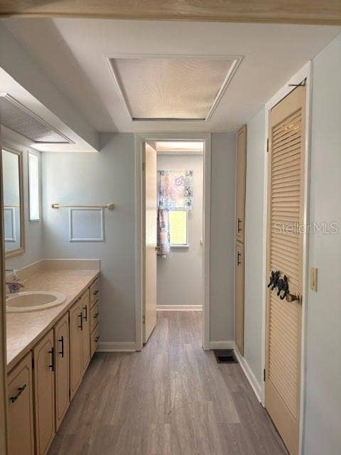 102 NATURE'S TRAIL, #79, Safety Harbor, FL 34695 Large Master Bathroom Water Closet with Walk In Shower