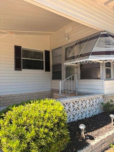 102 NATURE'S TRAIL, #79, Safety Harbor, FL 34695 Front Patio Entrance