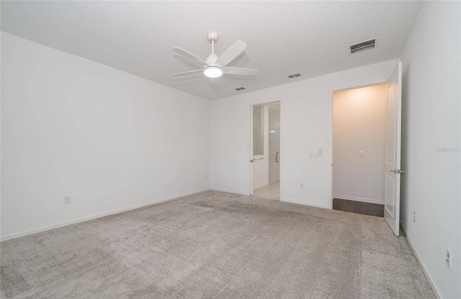 5835 SHOREBIRD BRANCH, Land O Lakes, FL 34638