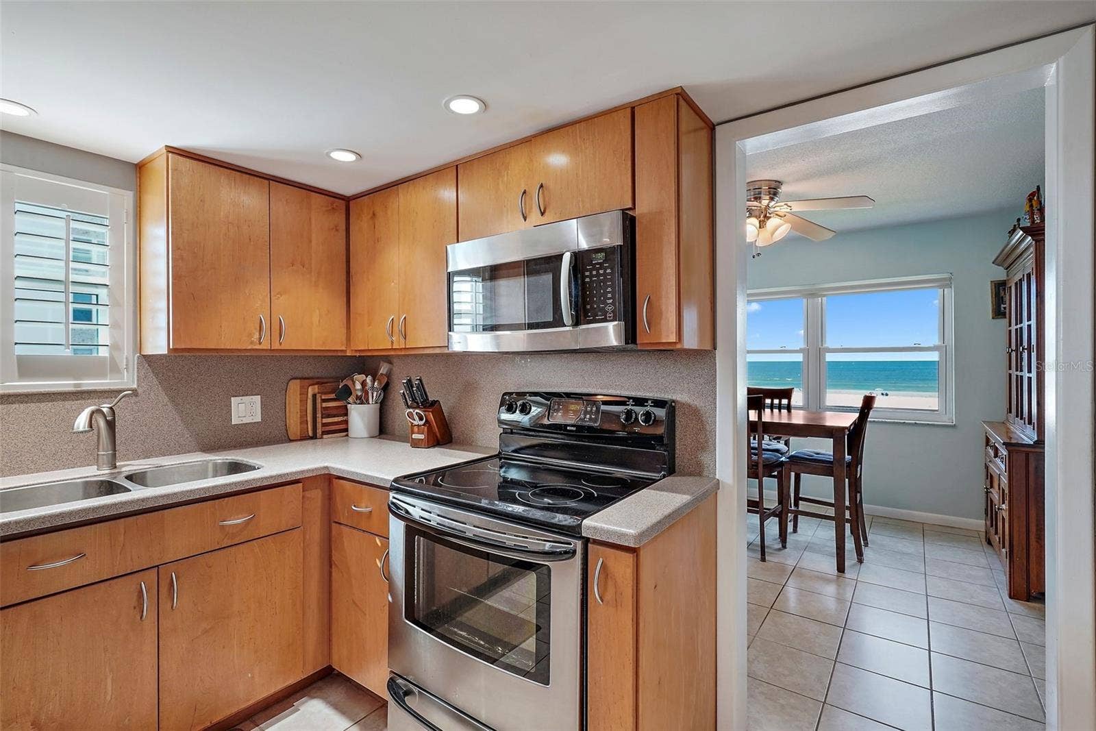5000 GULF BOULEVARD, #304, St Pete Beach, FL 33706 5000 GULF BOULEVARD, #304, St Pete Beach, FL 33706
