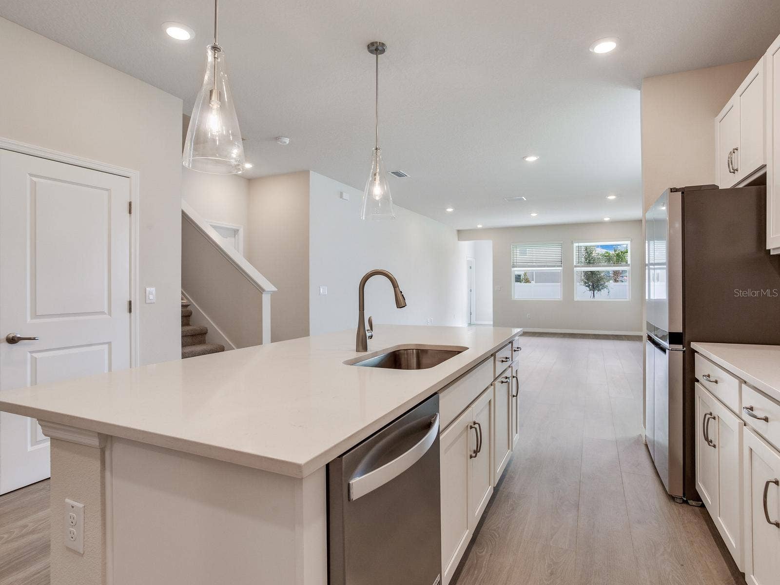 31105 PENDLETON LANDING CIRCLE, Wesley Chapel, FL 33545 31105 PENDLETON LANDING CIRCLE, Wesley Chapel, FL 33545