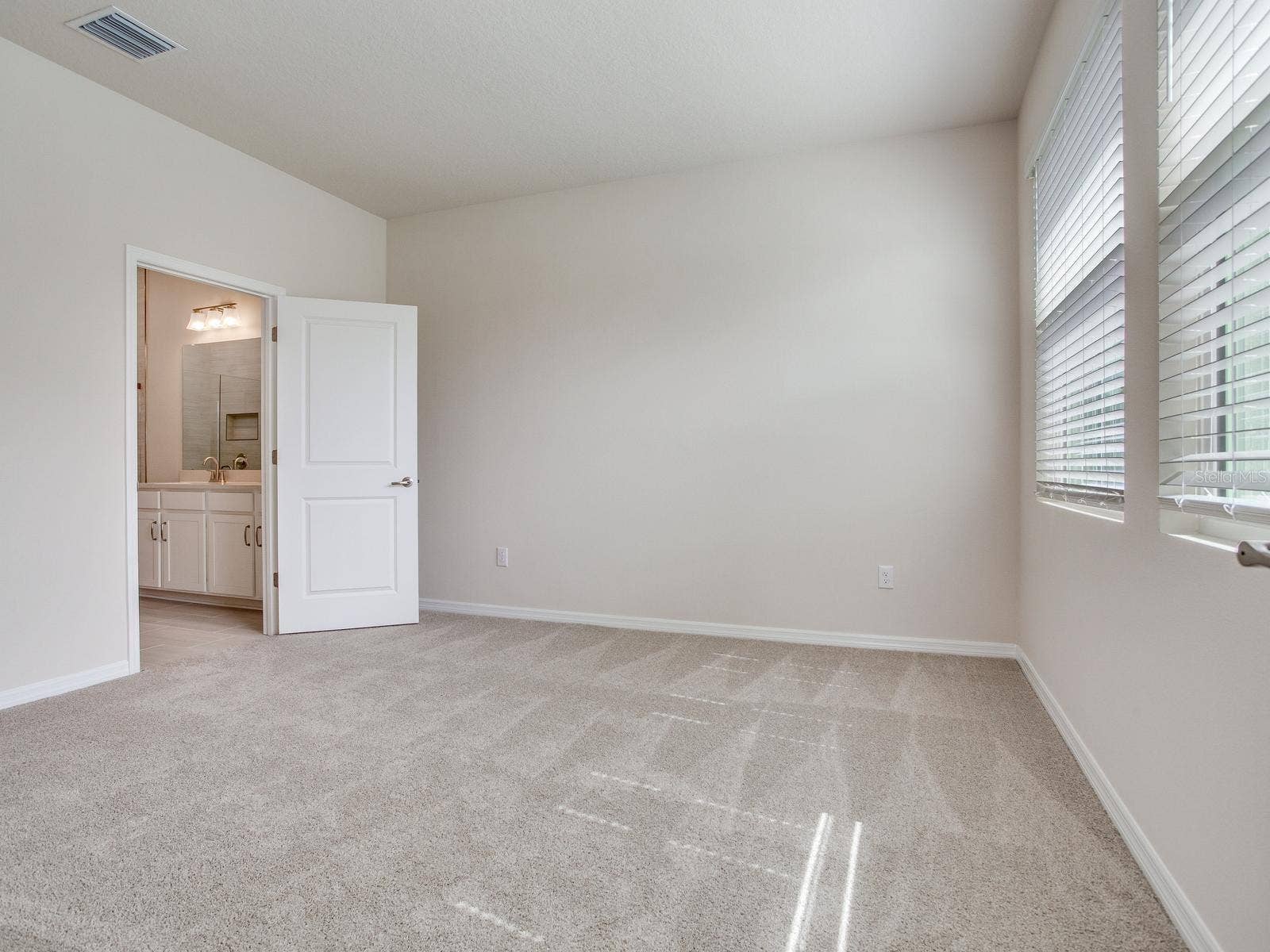31105 PENDLETON LANDING CIRCLE, Wesley Chapel, FL 33545 31105 PENDLETON LANDING CIRCLE, Wesley Chapel, FL 33545