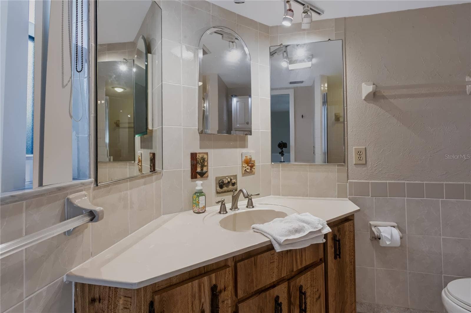 12939 115TH STREET, Largo, FL 33778 Primary ensuite bathroom