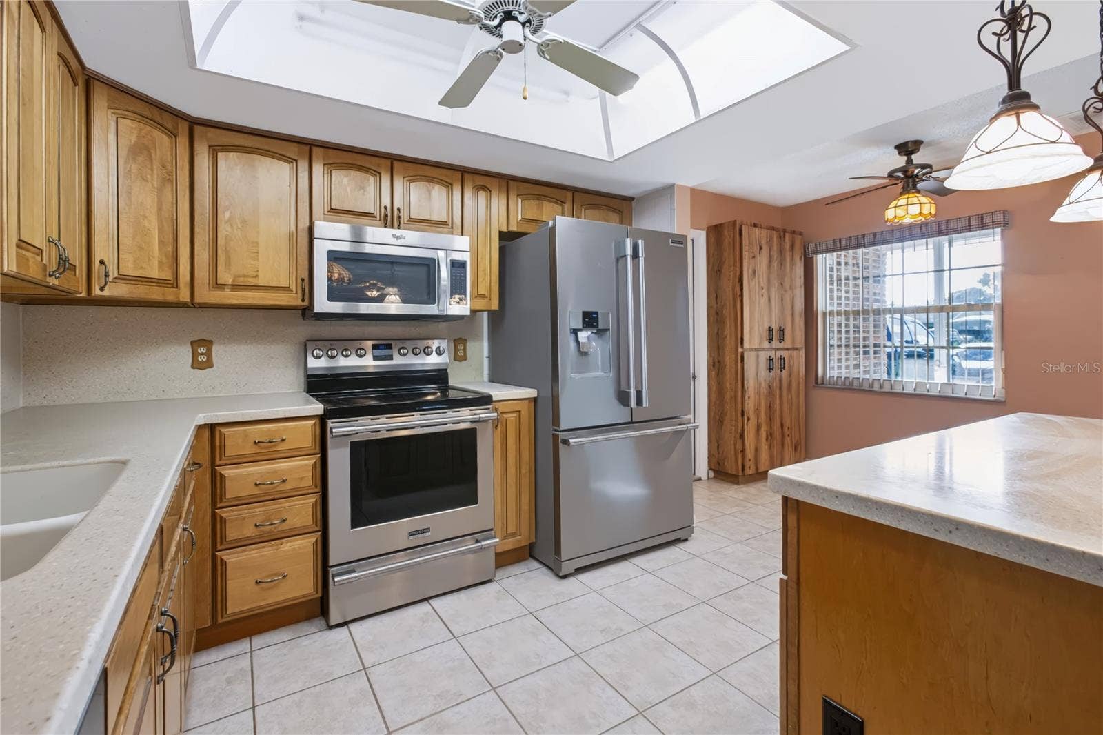 12939 115TH STREET, Largo, FL 33778 Plenty of cabinet and counter spaces